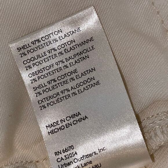 Pilcro Embroidered Jeans Anthropologie Boyfriend Mid Rise Cream - Picture 11 of 14